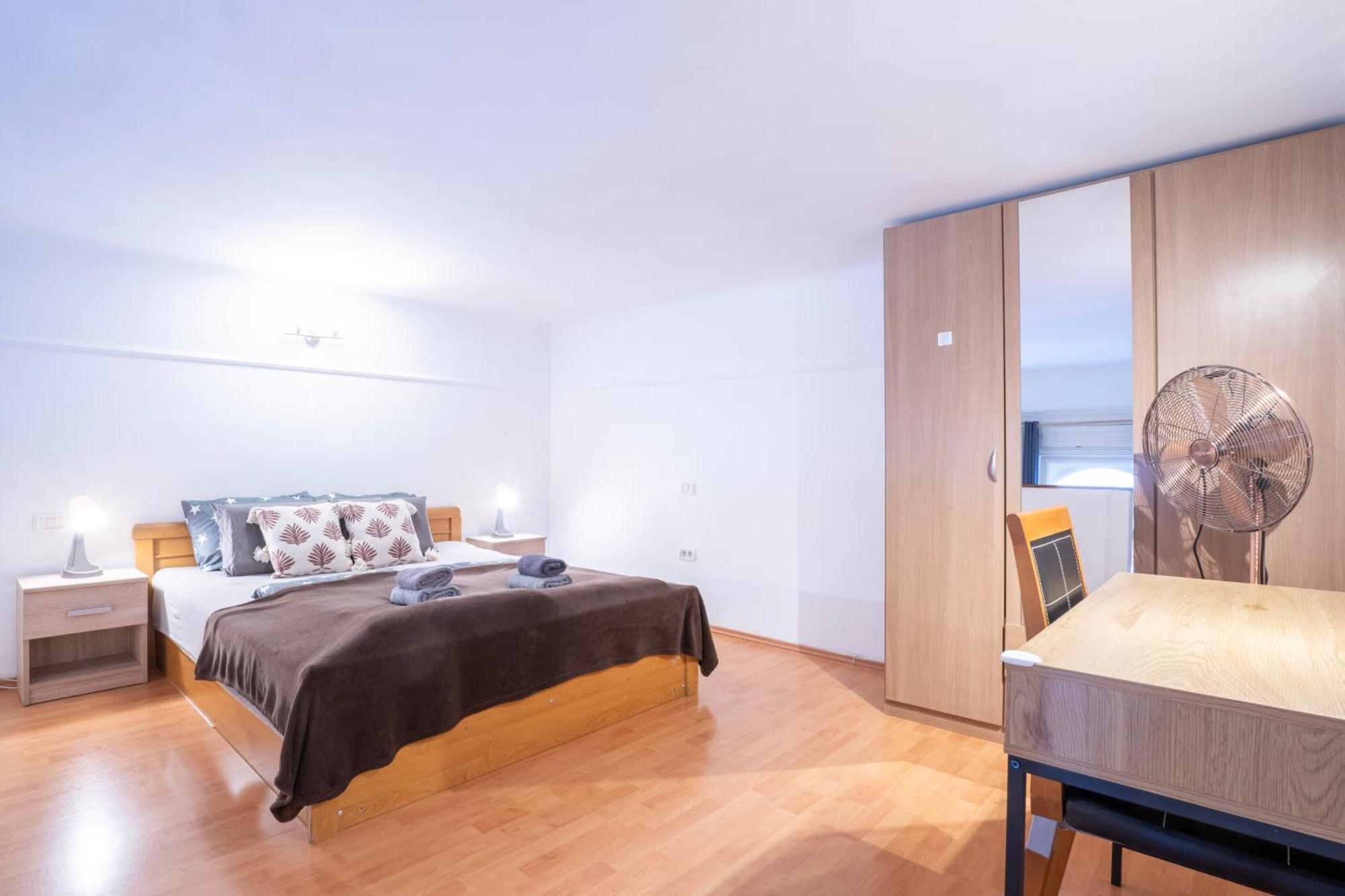 Cedar Inn Budapest - Palace District Luaran gambar